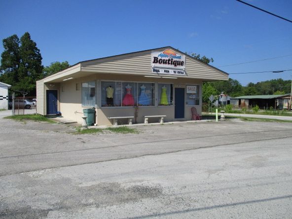 611 E Tri County Blvd, Oliver Springs, TN 37840